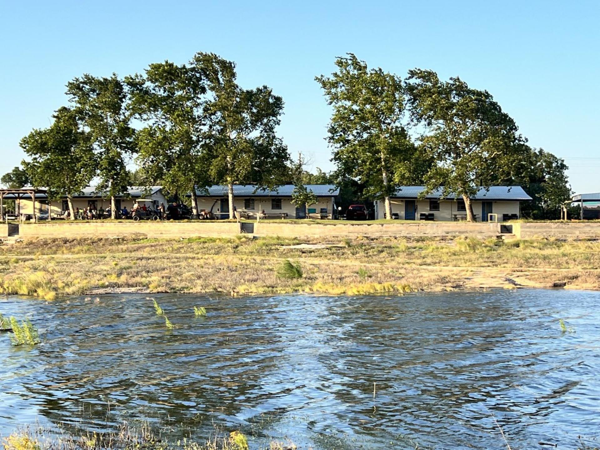 Oasis Lake Buchanan Bluffton Esterno foto